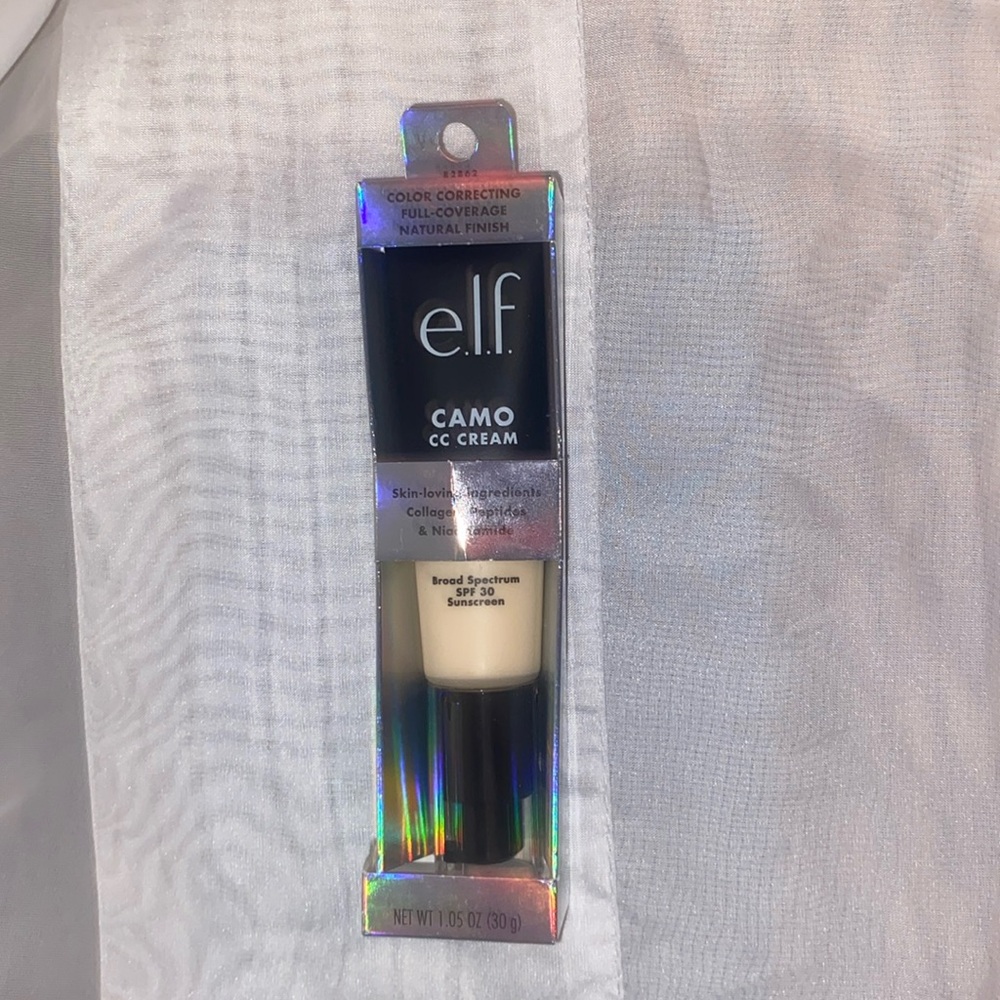 NIB e.l.f. CAMO CC CREAM. (Shade:Fair 100w)